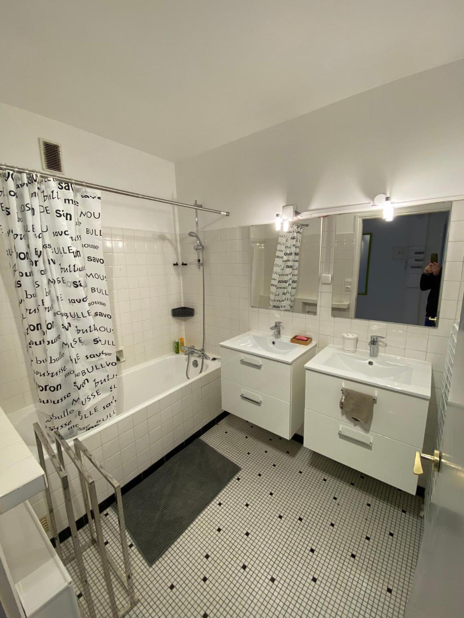 Appartement Jusqu'A 6 Couchages Le Mans Esterno foto