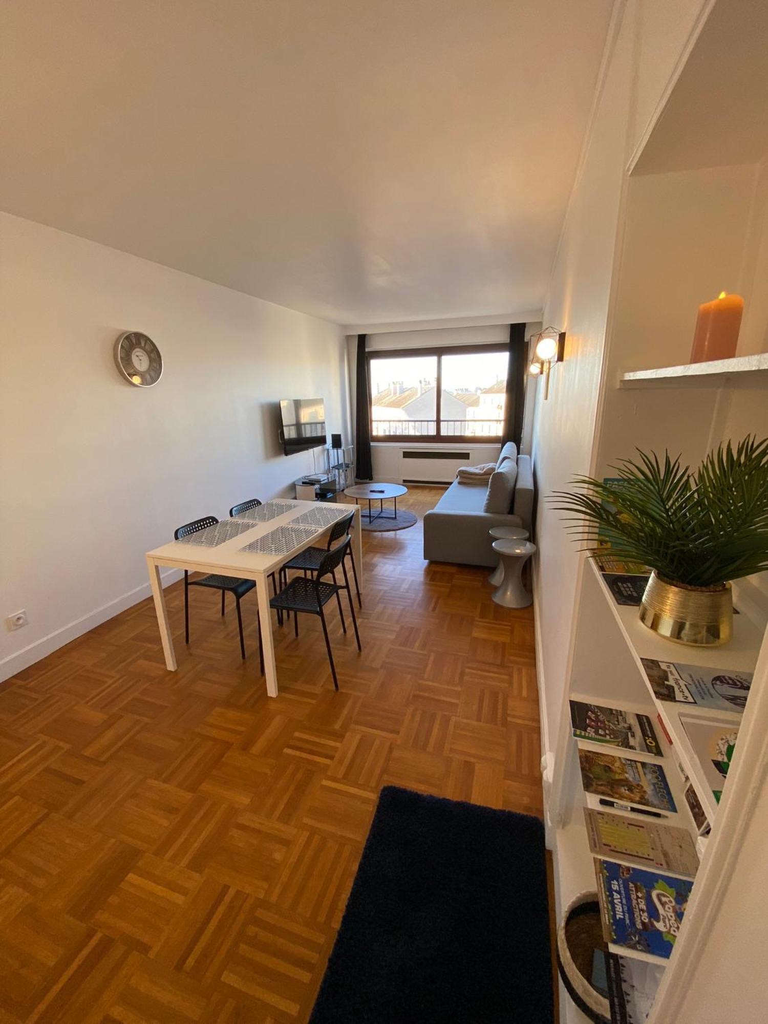 Appartement Jusqu'A 6 Couchages Le Mans Esterno foto